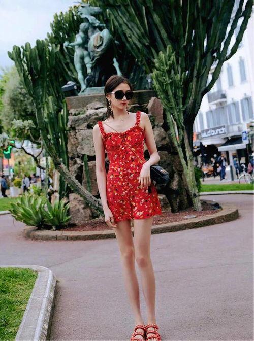 身材笔直的明星,揭秘他们的健身秘诀与优雅风采