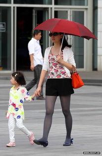 白丝袜老妈,揭秘时尚与亲情的交织